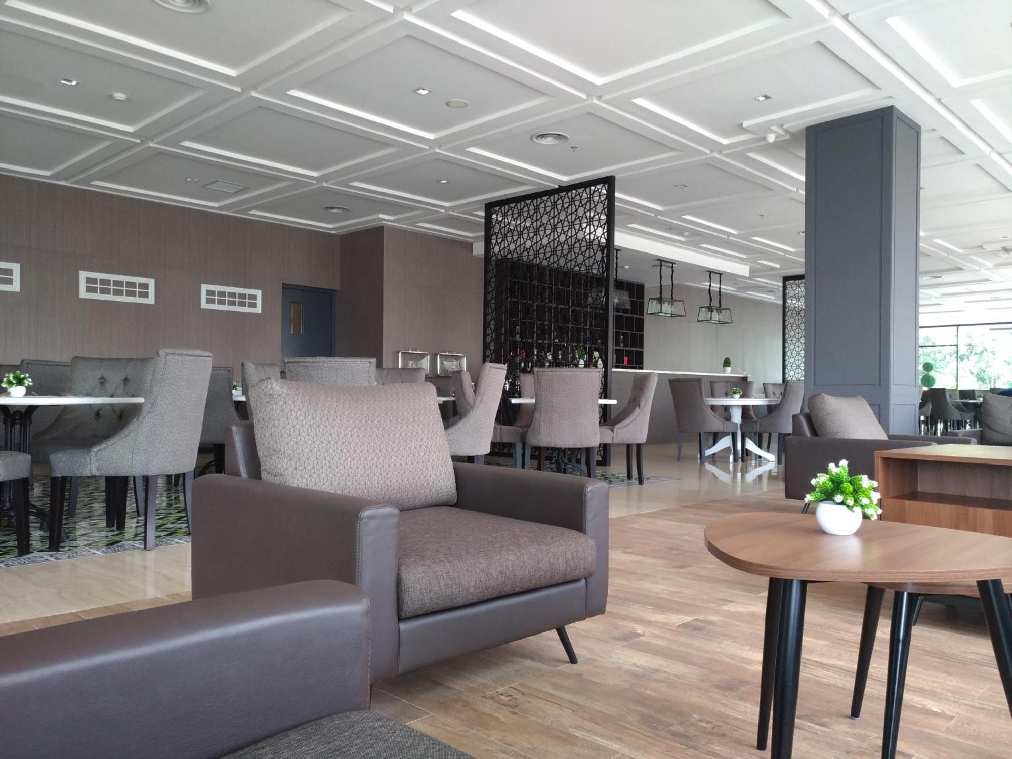 Rivoli Hotel Джакарта Экстерьер фото